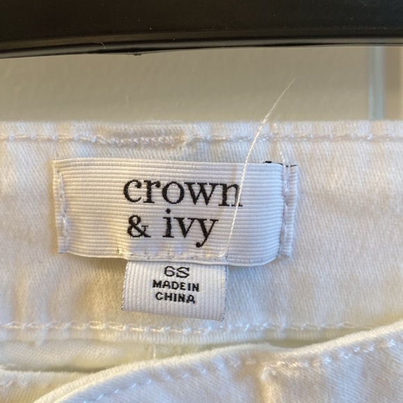 Crown and Ivy White jeans - Picture 2 of 8